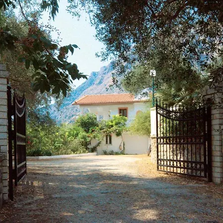 Jasmin Nissaki Nisaki (Corfu)